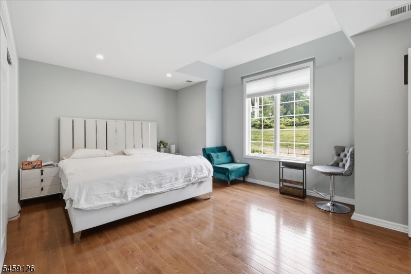 18 Puddingstone Rd Property Photo 24