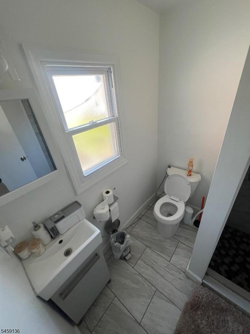 52 S State St Property Photo 5