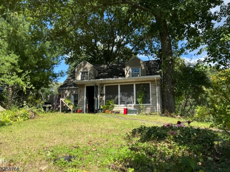 11 Skytop Rd Property Photo 2