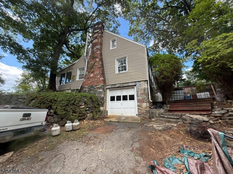 11 Skytop Rd Property Photo 15
