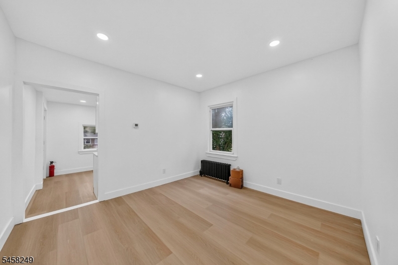 171 Edmund Ave Property Photo 10