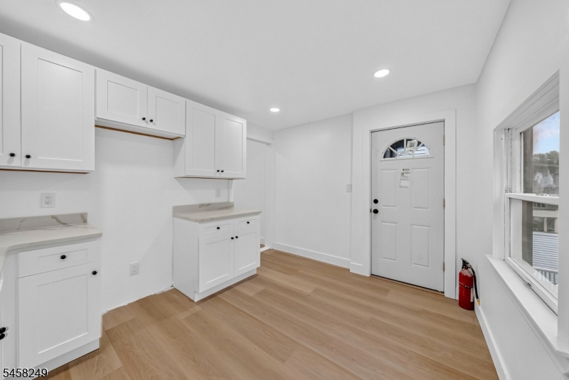 171 Edmund Ave Property Photo 18