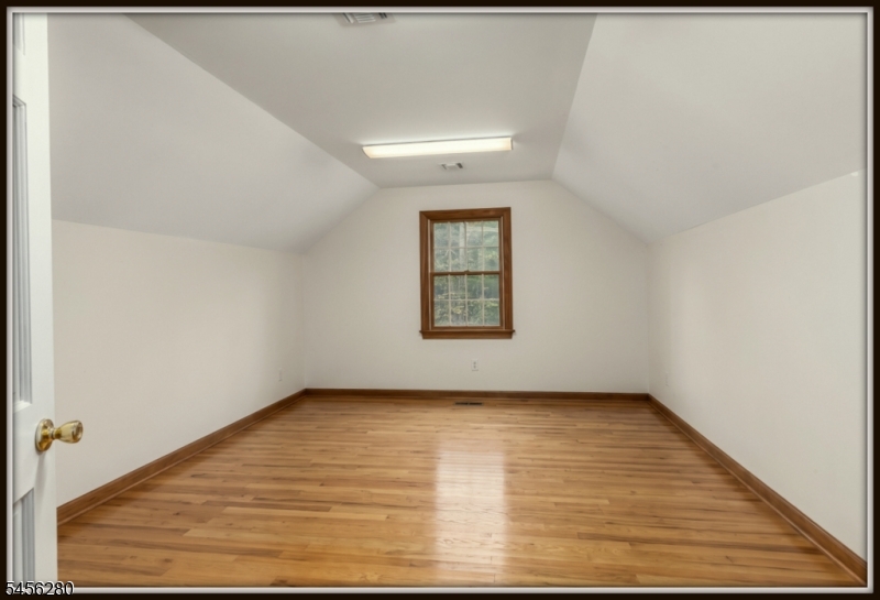 1020 Old Foundry Rd Property Photo 28