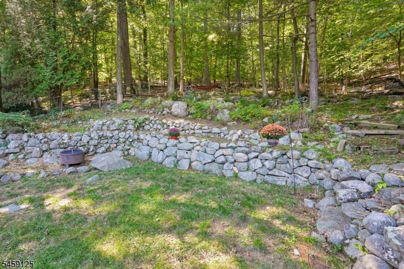 122 Skyline Lake Dr Property Photo 36