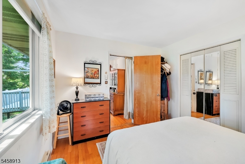 6 Barberry St Property Photo 6
