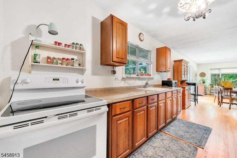 6 Barberry St Property Photo 19
