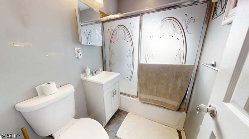 611 Green St Property Photo 11