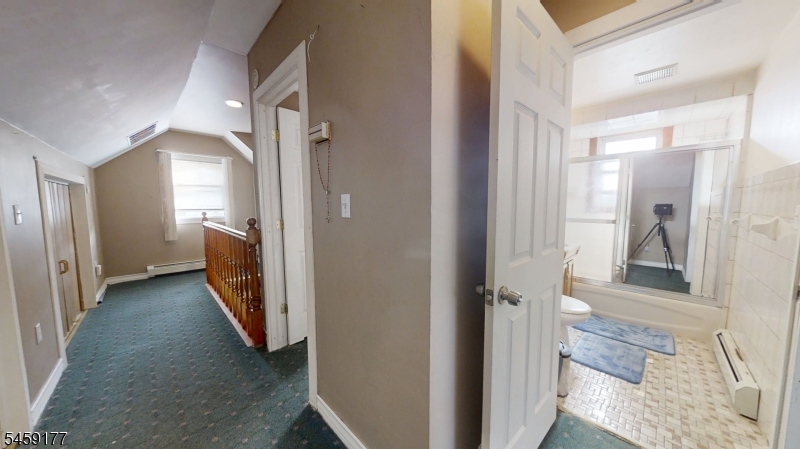 611 Green St Property Photo 18