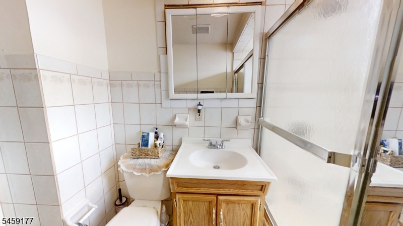 611 Green St Property Photo 19