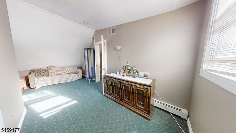 611 Green St Property Photo 20