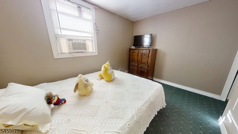 611 Green St Property Photo 22