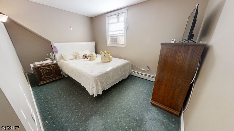611 Green St Property Photo 23