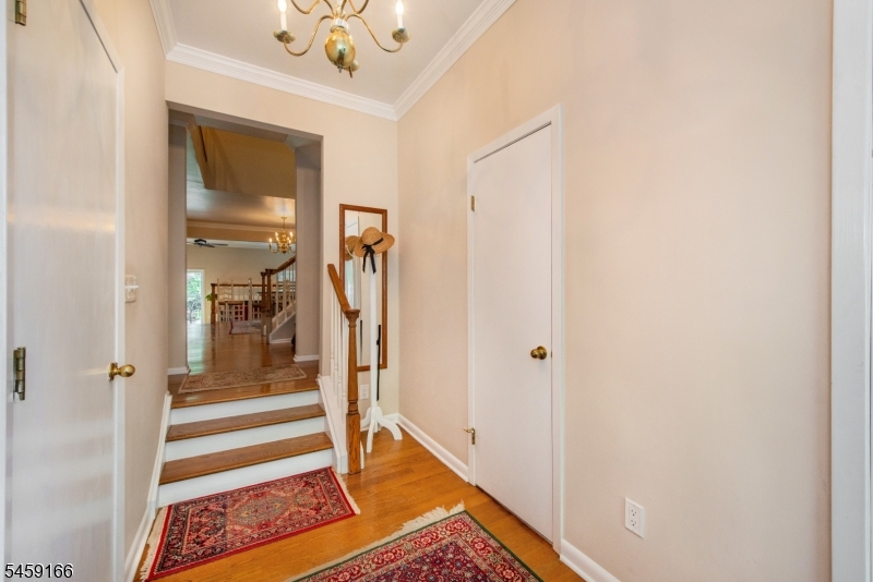 39 Chelsea Ct Property Photo 3
