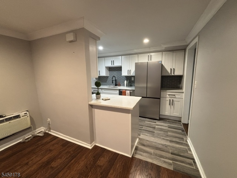 112 Lincoln Park Property Photo 6