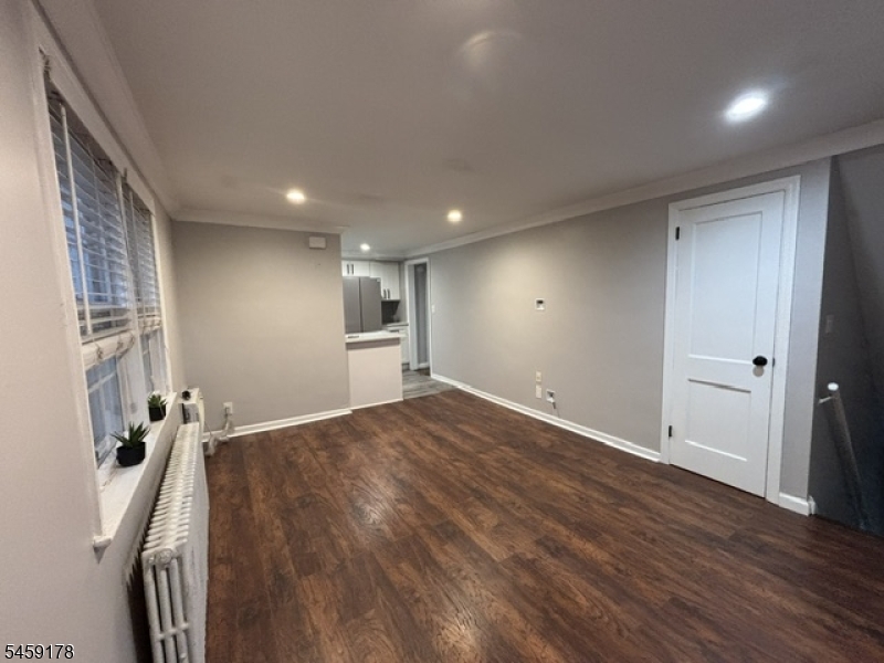 112 Lincoln Park Property Photo 8