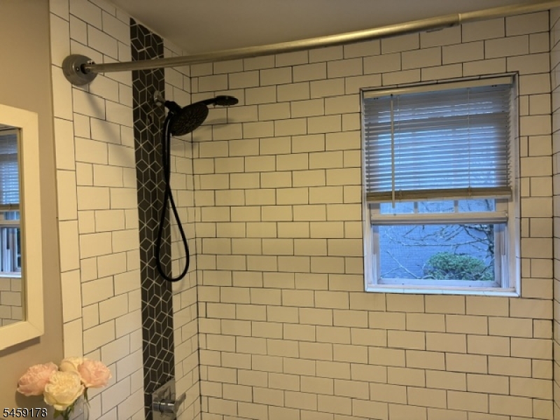 112 Lincoln Park Property Photo 11