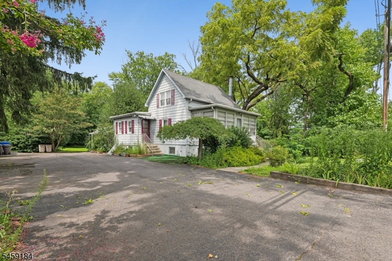 1940 Old Cuthbert Rd Property Photo 4