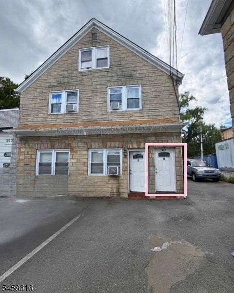 357 River Dr 2 Property Photo 2