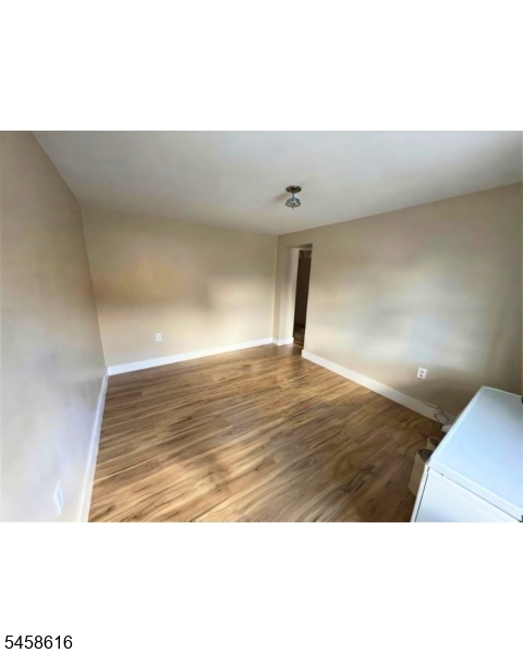 357 River Dr 2 Property Photo 5