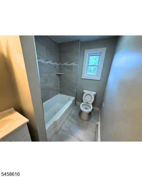 357 River Dr 2 Property Photo 11