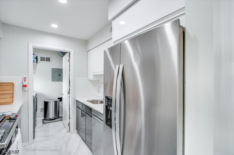 825 Riverside Ave B202 Property Photo 10