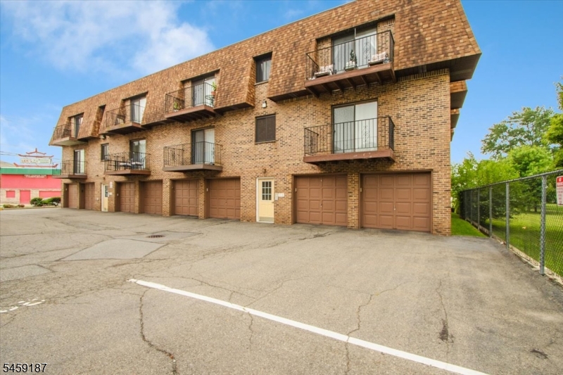 825 Riverside Ave B202 Property Photo 20
