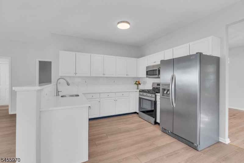 59 Huntley Way Property Photo 12