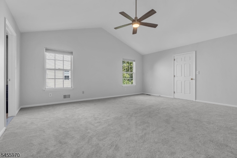 59 Huntley Way Property Photo 25