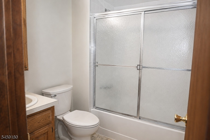 10 Augusta Dr 12 Property Photo 12