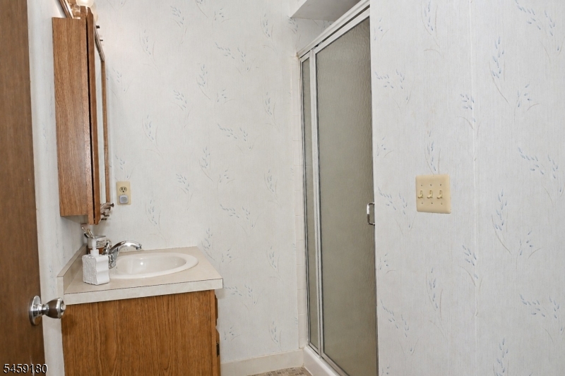 10 Augusta Dr 12 Property Photo 18