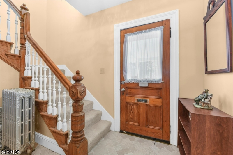 18 State St Property Photo 4