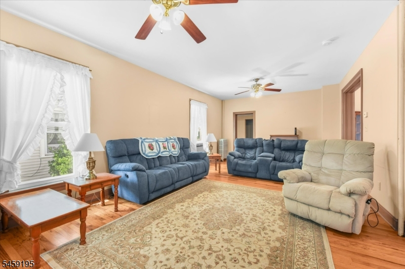 18 State St Property Photo 5