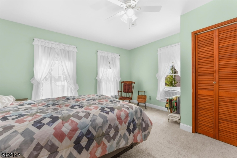 18 State St Property Photo 16