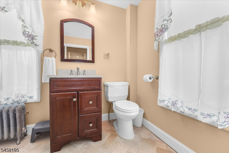 18 State St Property Photo 19