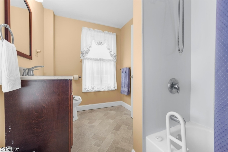 18 State St Property Photo 20