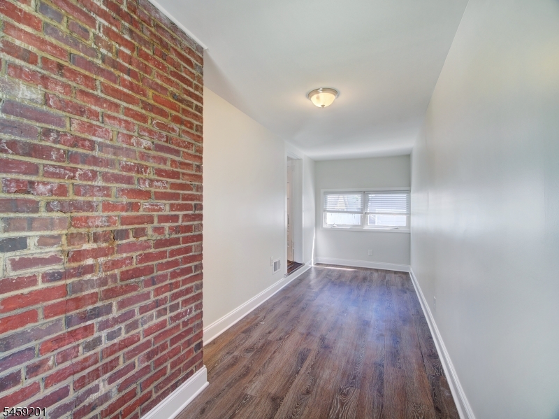 1213 Grant Ave Property Photo 12