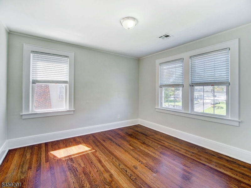1213 Grant Ave Property Photo 17