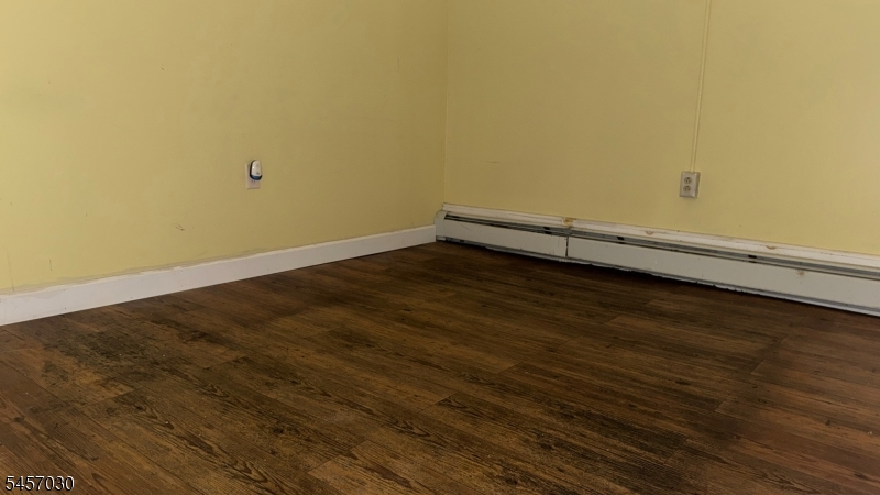 895 Magie Ave Property Photo 8
