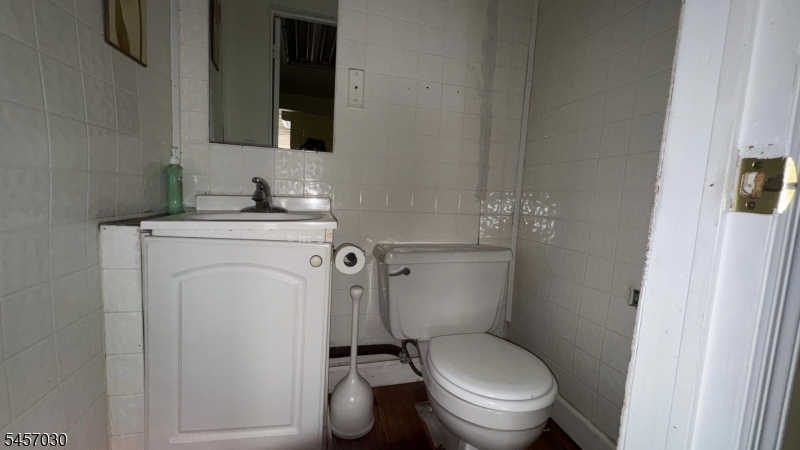 895 Magie Ave Property Photo 9