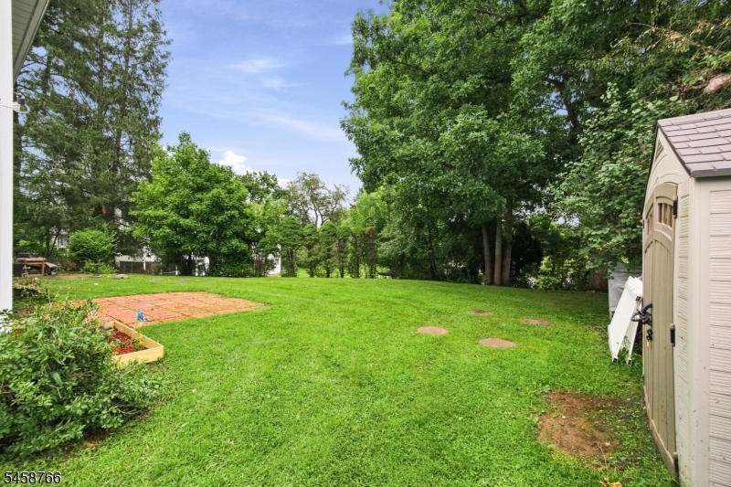 412 D Lake Shore North O104 D Property Photo 4