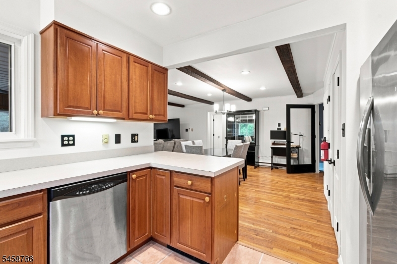 412 D Lake Shore North O104 D Property Photo 10
