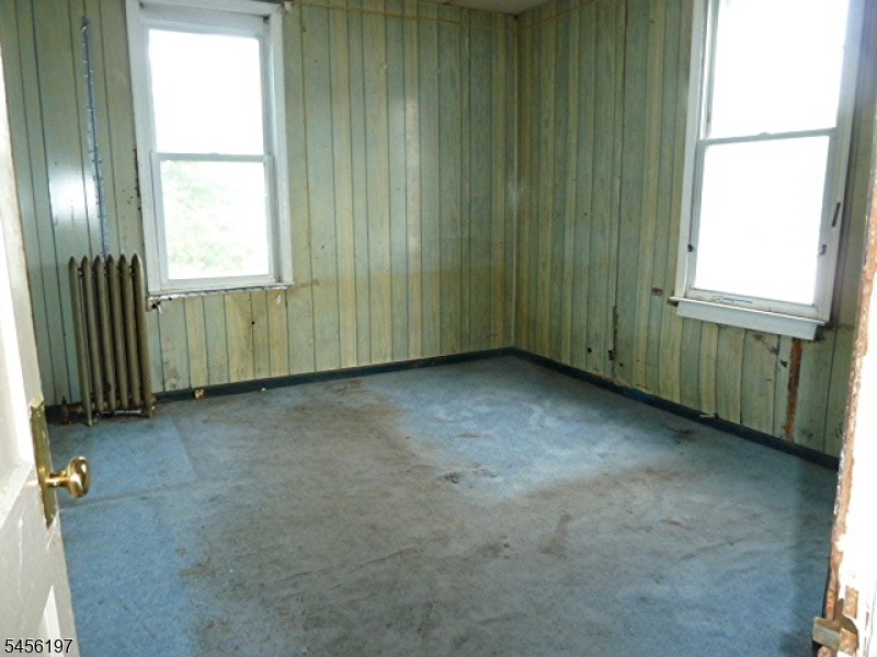 390 North 7th Street Property Photo 17