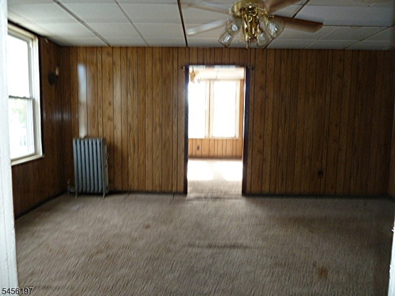 390 North 7th Street Property Photo 20