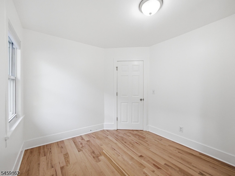 57 Morris Ave Property Photo 10