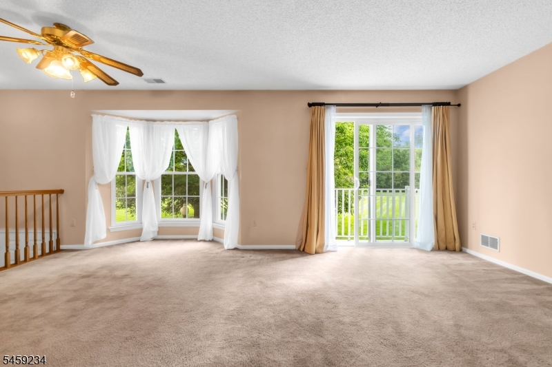 709 Dunn Cir Property Photo 8