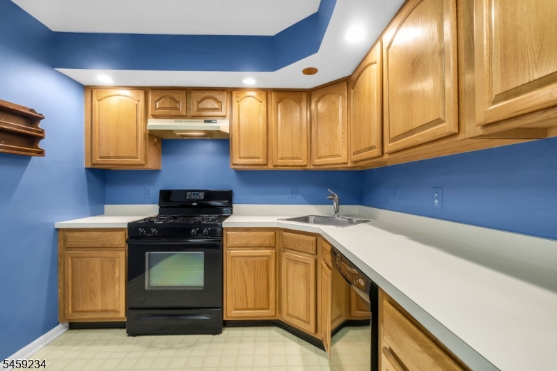 709 Dunn Cir Property Photo 10