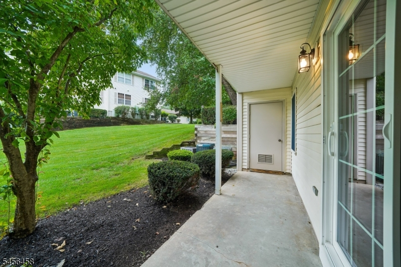 280 Potomac Dr Property Photo 16