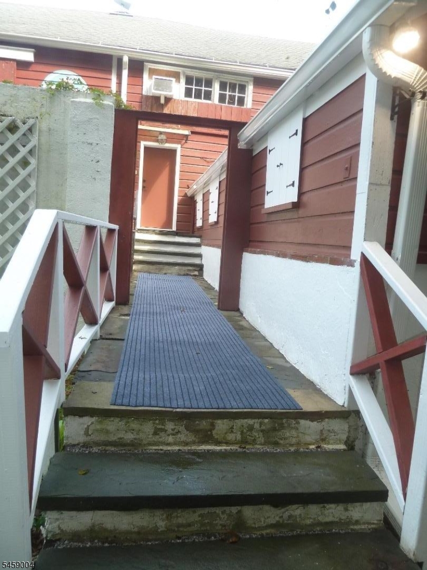 89 Asbury Rd Property Photo 1