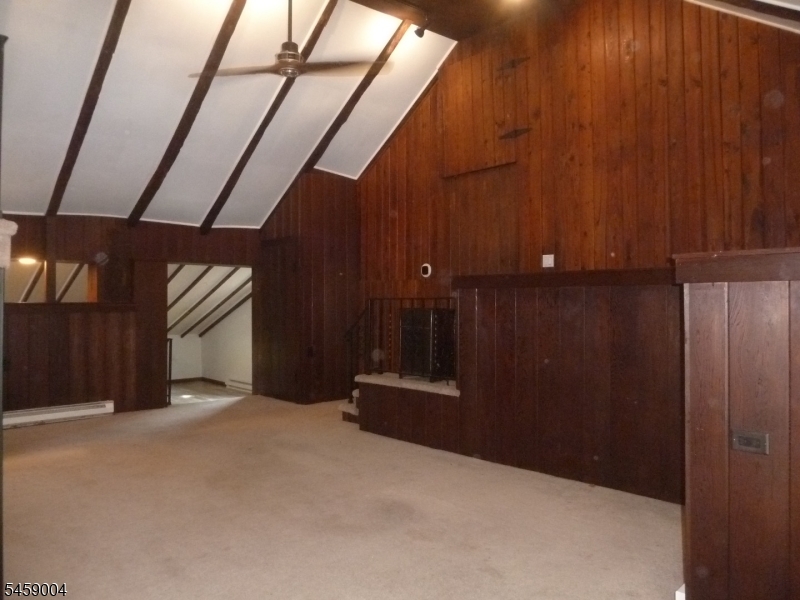 89 Asbury Rd Property Photo 4