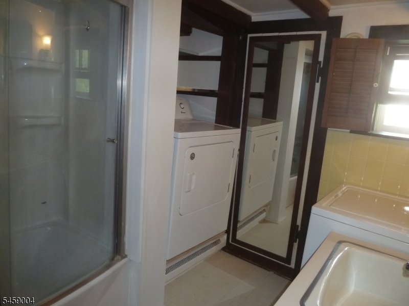 89 Asbury Rd Property Photo 14